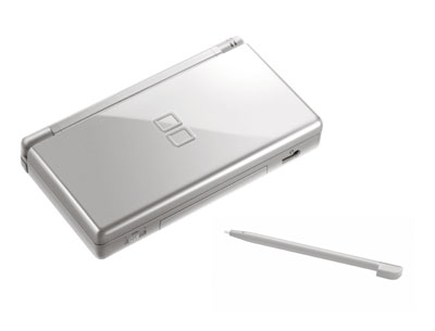 Imagen_1 Nintendo DS Lite se da un baño de plata