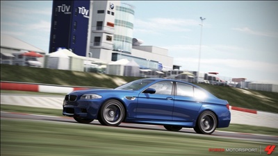 Imagen_1La Edición Coleccionista de Forza Motorsport 4 incluye el exclusivo BMW M5 y el tratamiento VIP definitivo