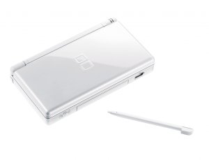DS Lite el 11 de junio en Estados Unidos
